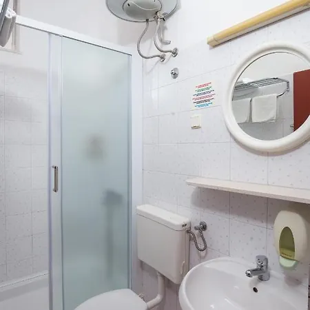 Konalic Gæstehus 3*